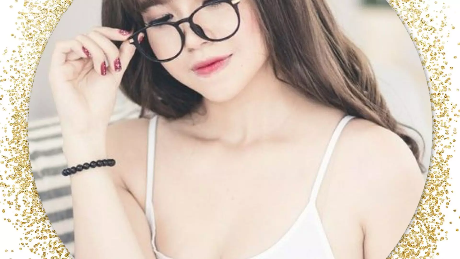 Join HelenYong Private Chat