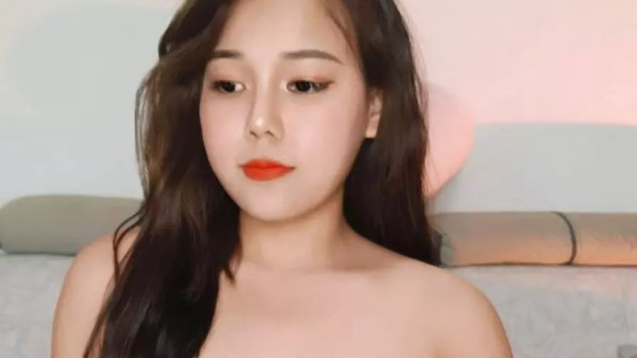Join LenaLuong Private Chat