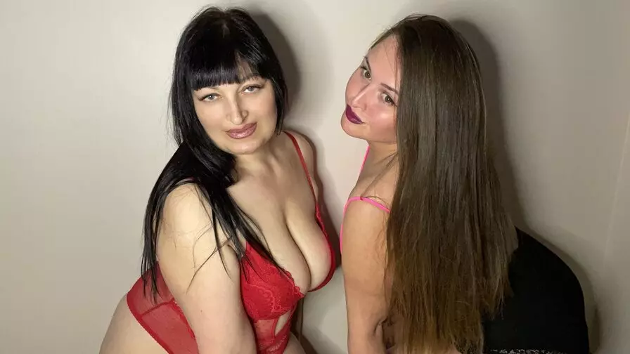 Join MarieandAnna Private Chat